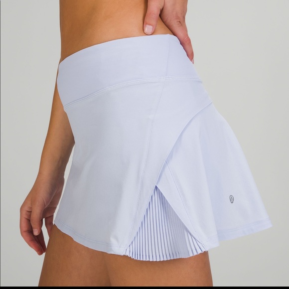 NWT Lululemon Play Off Pleats Black Skirt 6 PASTEL BLUE Lilac gorgeous 2022 - Picture 5 of 9